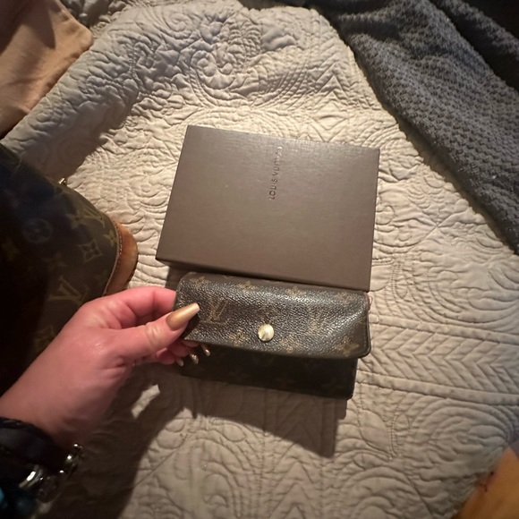 100% Authentic Louis Vuitton Small Canvas Wallet Made In France - Picture 7 of 7
